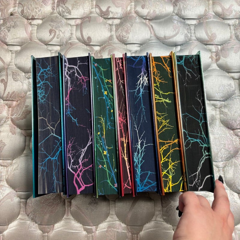Fairyloot Shatter me special edition (signed)