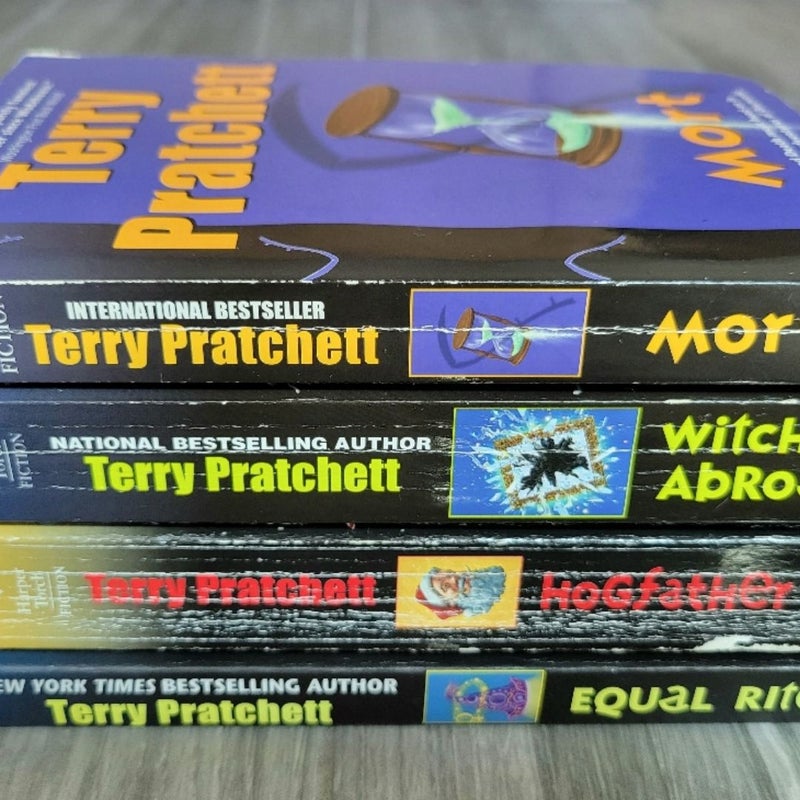 DISCWORLD SERIES BY LOT OF 4 TERRY PRATCHET: MORT WITCHES HOGFATHER EQUAL RITES