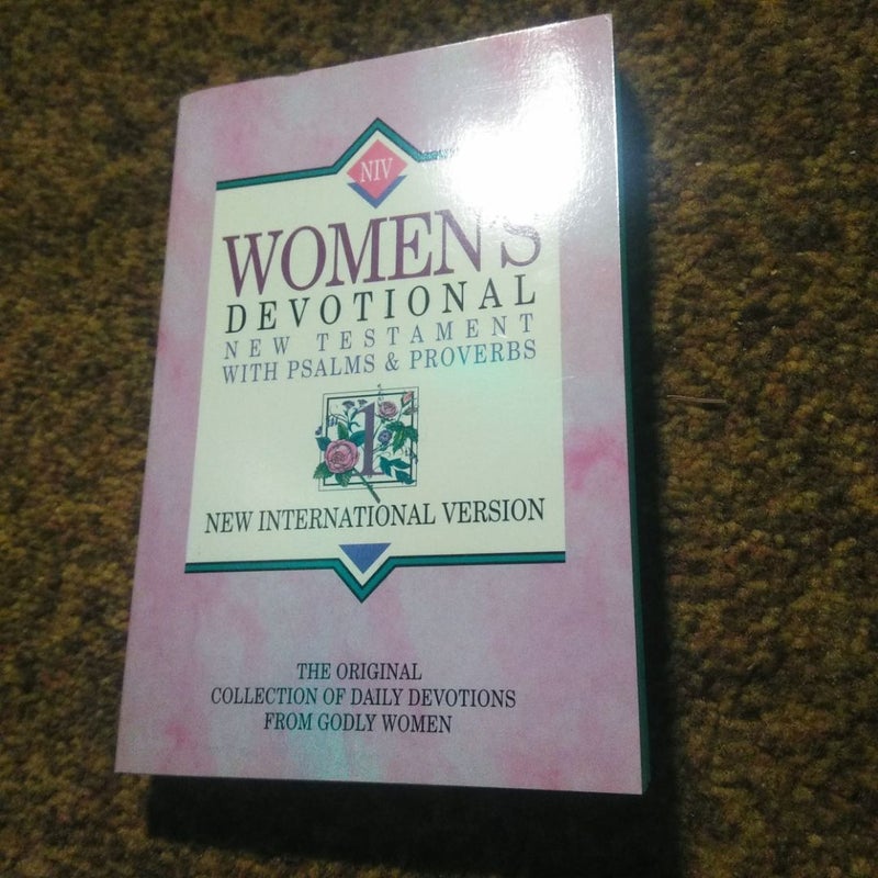 Women's Devotional New Testament with Psalms and Proverbs