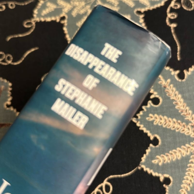The Disappearance of Stephanie Mailer by Joël Dicker, Howard Curtis