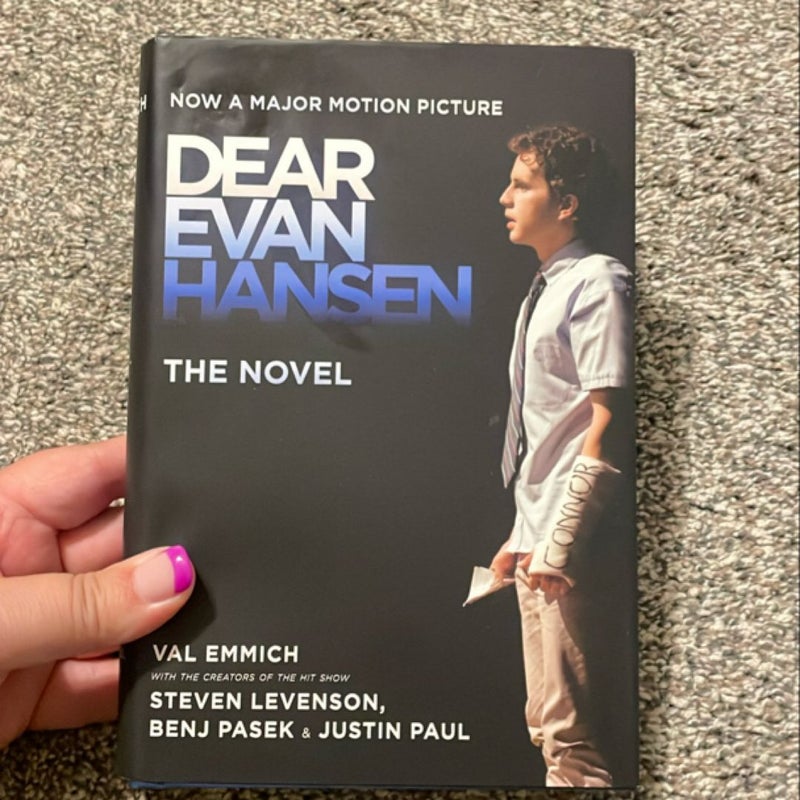 Dear Evan Hansen: the Novel