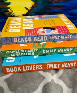 Beach Read, People we meet on vacation, Book Lovers