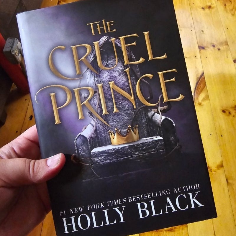 The Cruel Prince (Owlcrate edition)