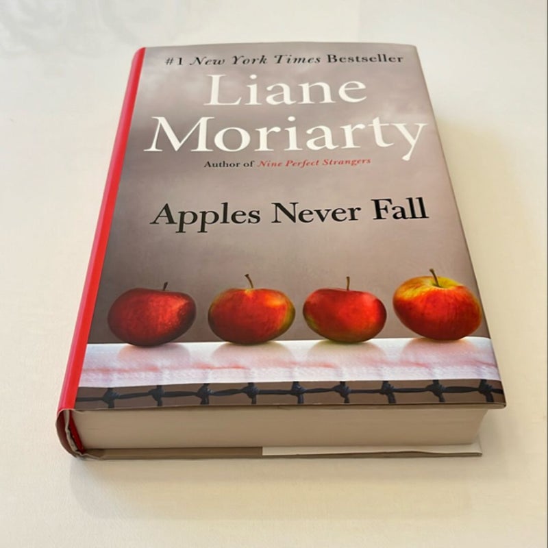 Apples Never Fall