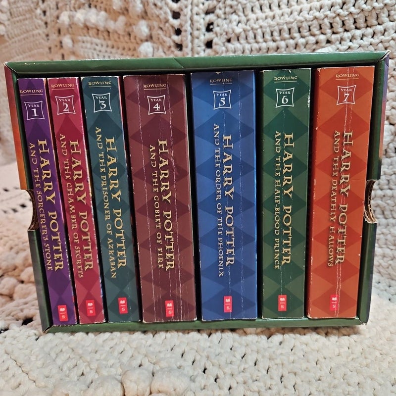 Harry Potter Paperback Boxset #1-7
