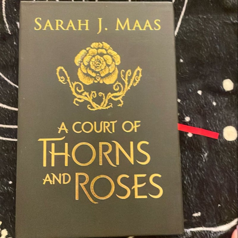 A Court of Thorns and Roses Collector's Edition