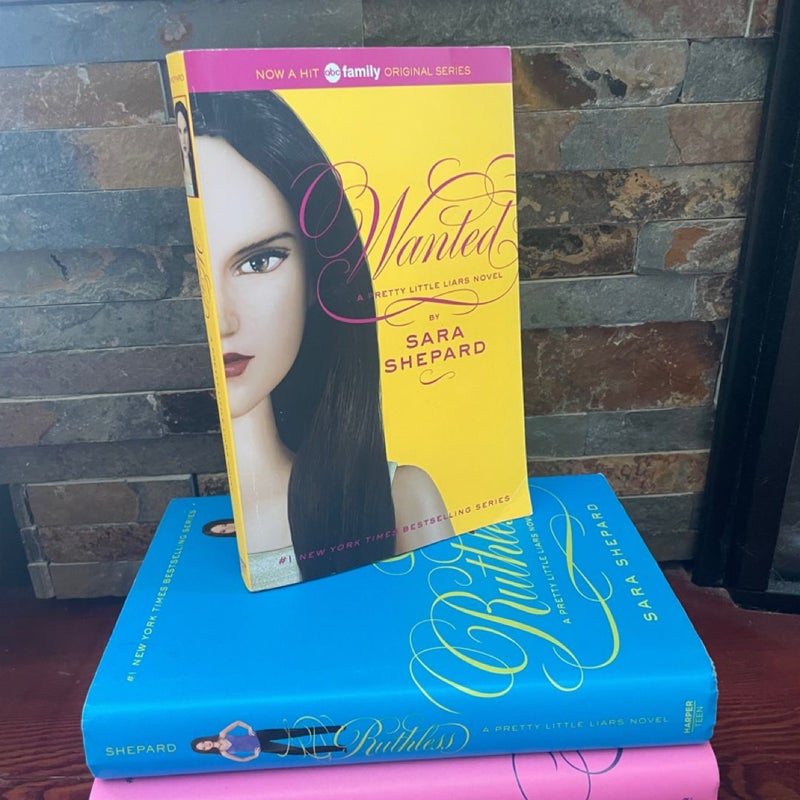 Pretty Little Liars bundle