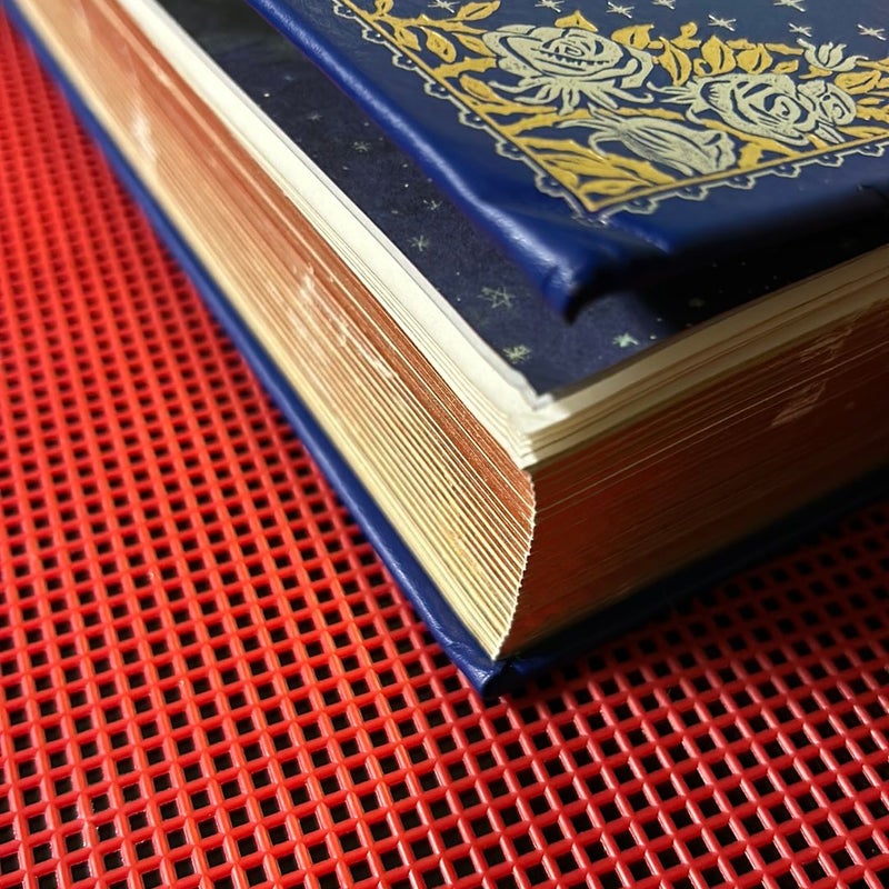 Grimm's Complete Fairy Tales (Barnes & Noble Collectible Classics: Omnibus Edition)