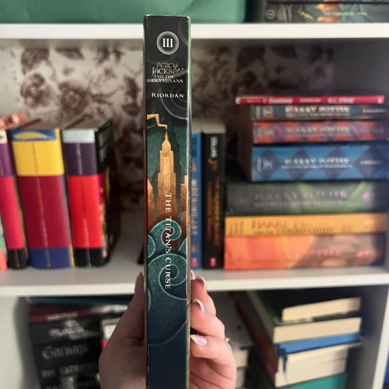 Percy Jackson and the Olympians, Book Three the Titan's Curse (Percy Jackson and the Olympians, Book Three)