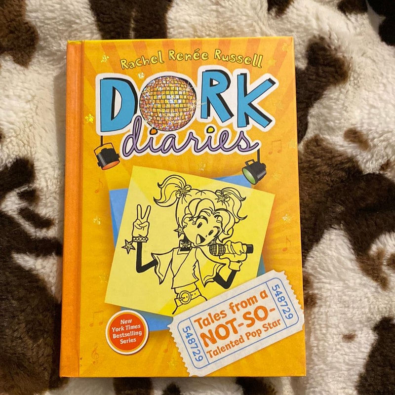 Dork Diaries Box Set (Book 1-3)