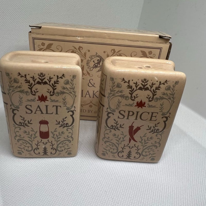 Fairyloot: Salt and Spice Shaker