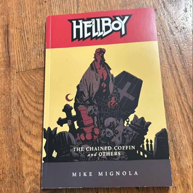 Hellboy Volume 3: the Chained Coffin and Others (2nd Edition)