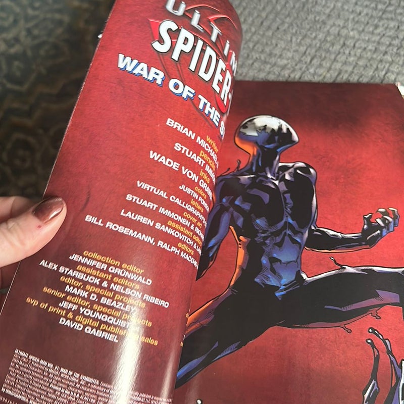 Ultimate Spider-Man - Volume 21: War of the Symbiotes