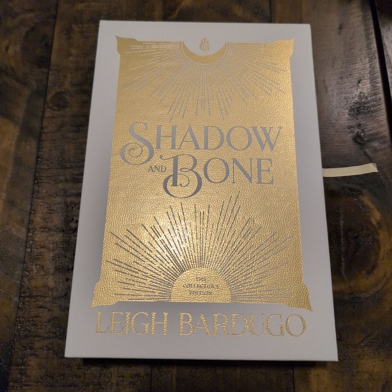 Shadow and Bone: the Collector's Edition