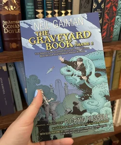 The Graveyard Book Graphic Novel: Volume 2