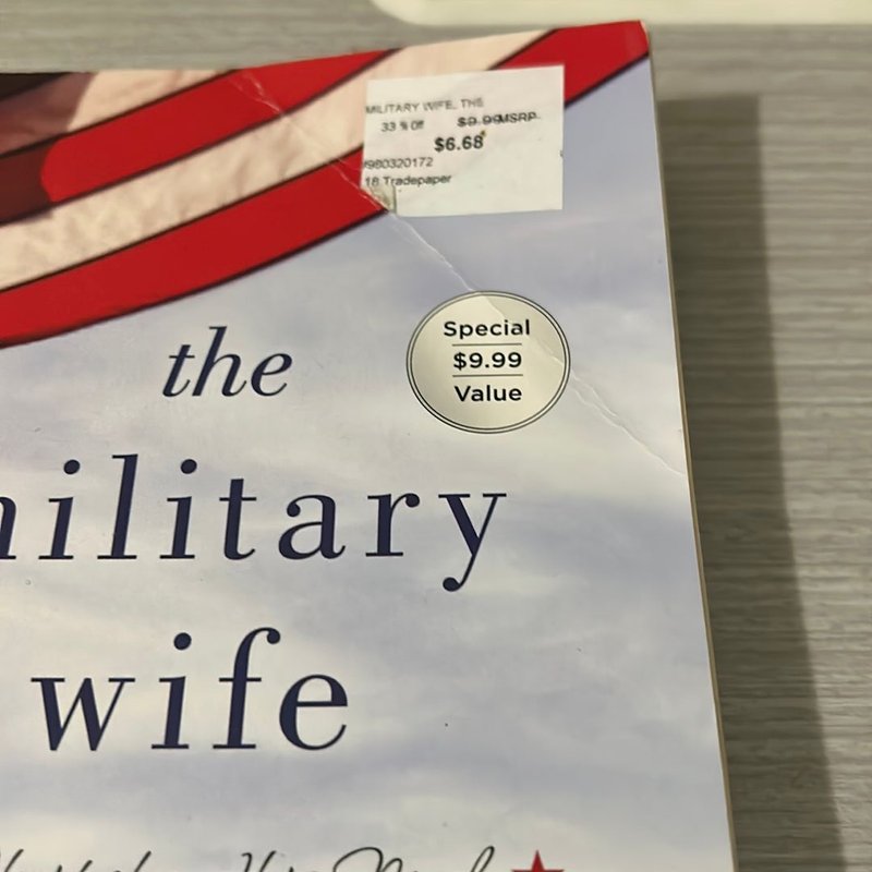 The Military Wife by Laura Trentham, Paperback | Pangobooks