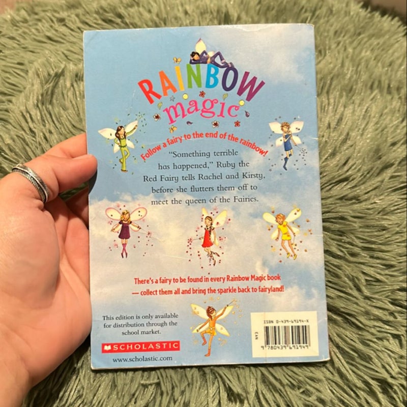 Rainbow Magic Rainbow Fairies Book #1: Ruby the Red Fairy