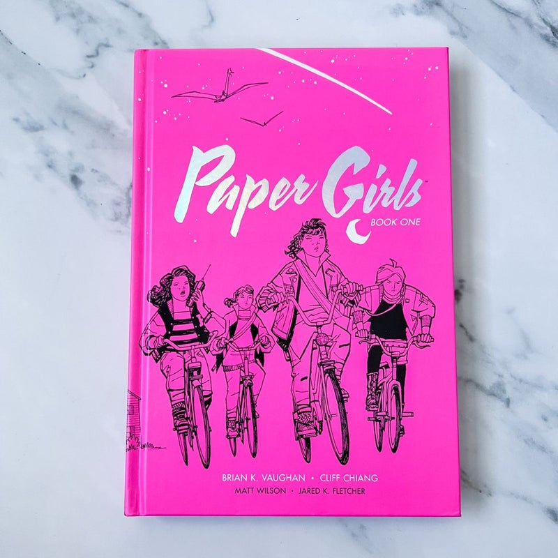 Paper Girls Deluxe Edition Volume 1