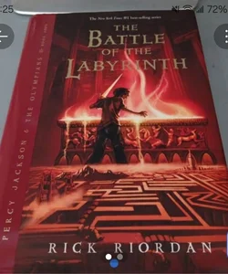 The battle of the labyrinth 