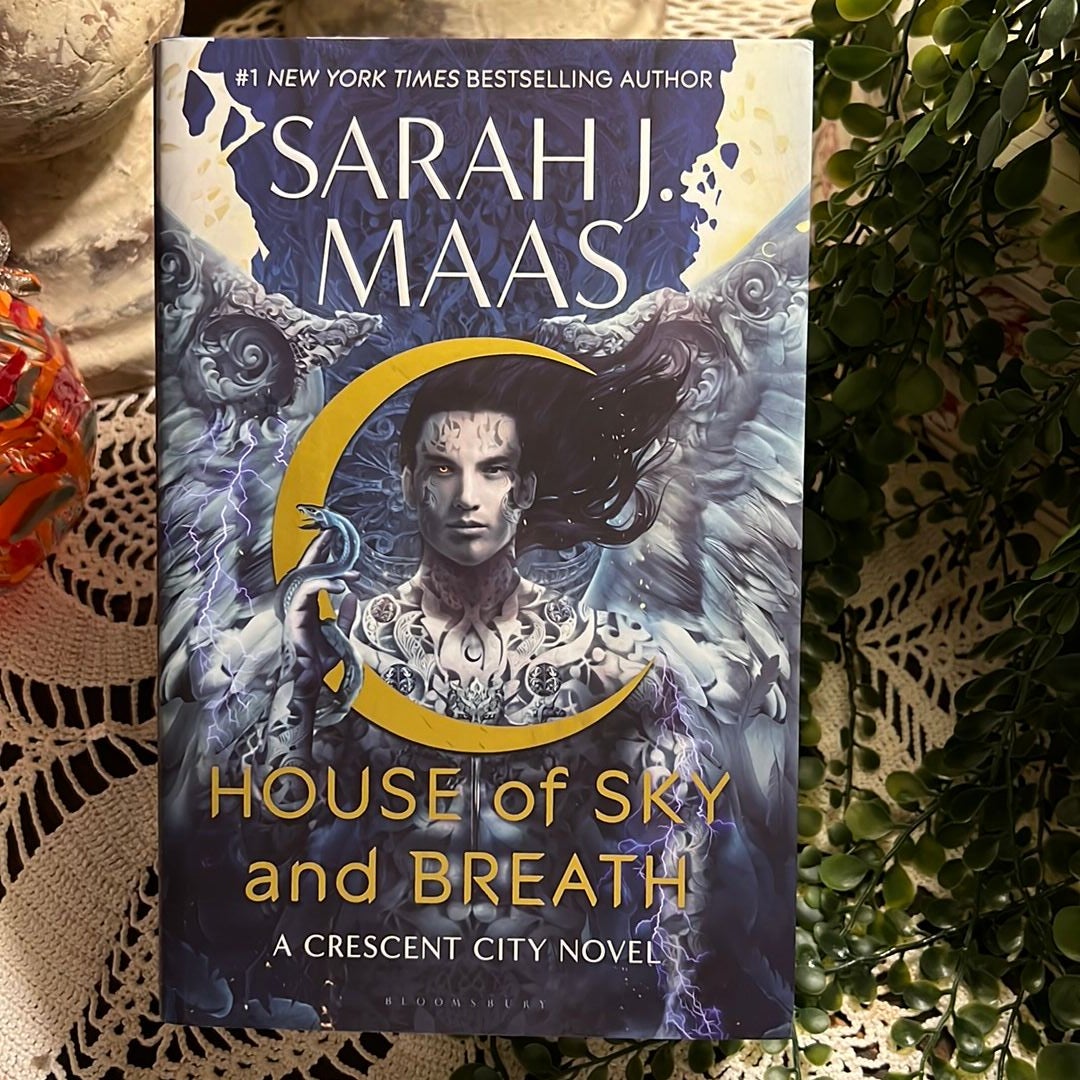 House of Sky and Breath by Sarah J. Maas, Hardcover | Pangobooks