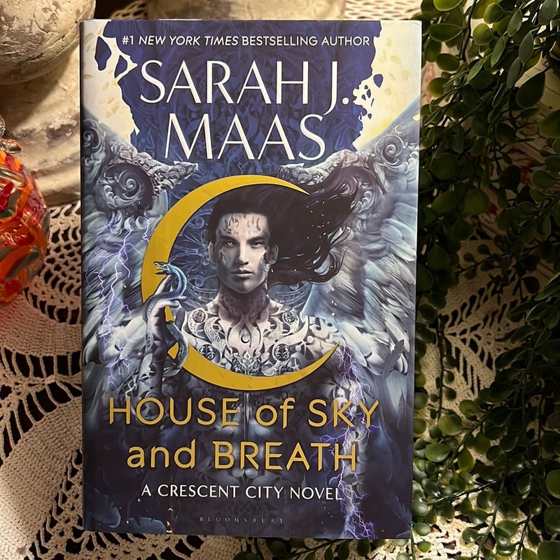 House of Sky and Breath by Sarah J. Maas, Hardcover Pangobooks