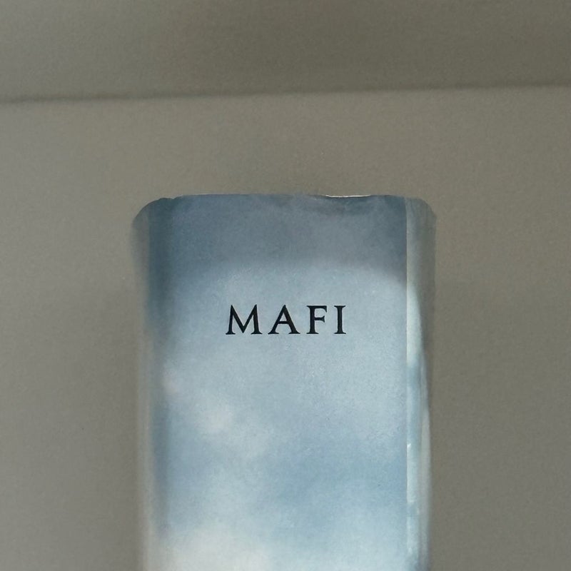 Defy Me (Shatter Me #5) B&N Exclusive 