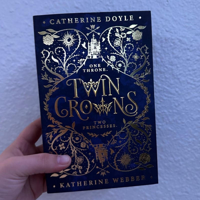 Twin Crowns 