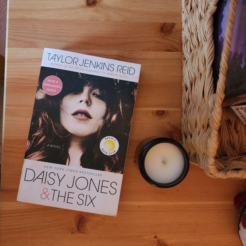 Daisy Jones and the Six