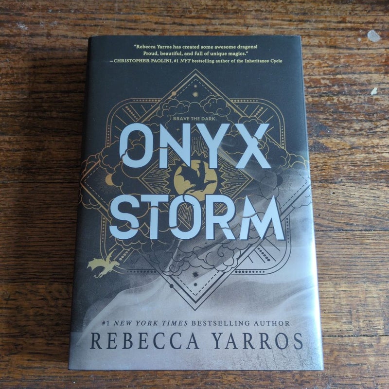 Onyx Storm (Deluxe Edition)