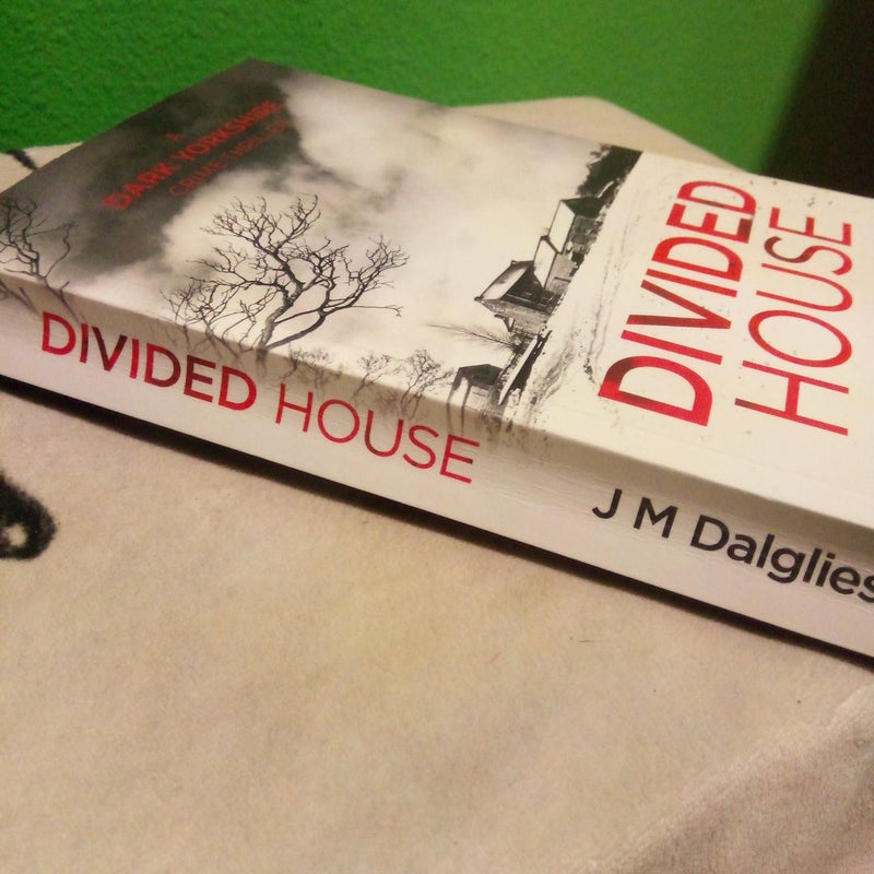 Divided House by J. M. Dalgliesh, Paperback Pangobooks