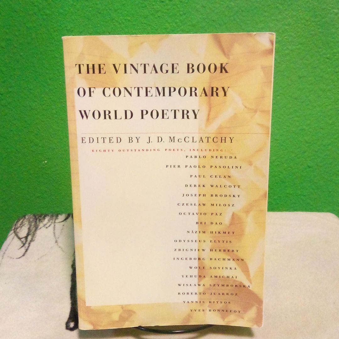 The Vintage Book of Contemporary World Poetry