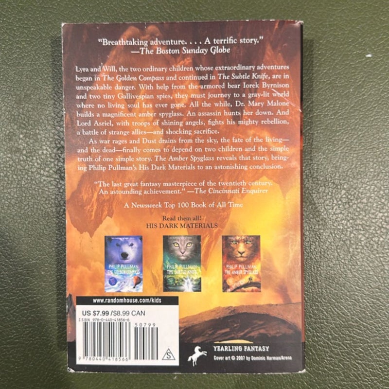 His Dark Materials: the Amber Spyglass (Book 3)