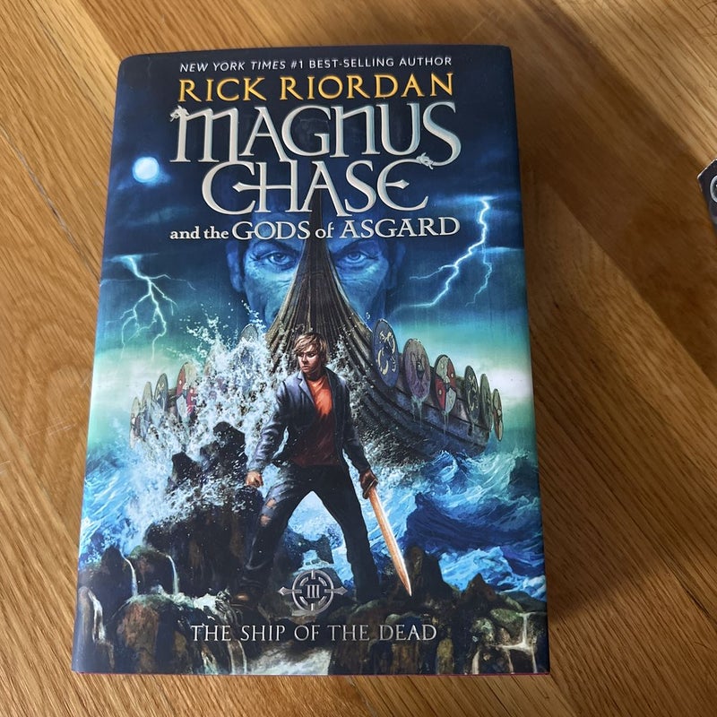 Magnus Chase and the Gods of Asgard, Book 3 the Ship of the Dead (Magnus Chase and the Gods of Asgard, Book 3)