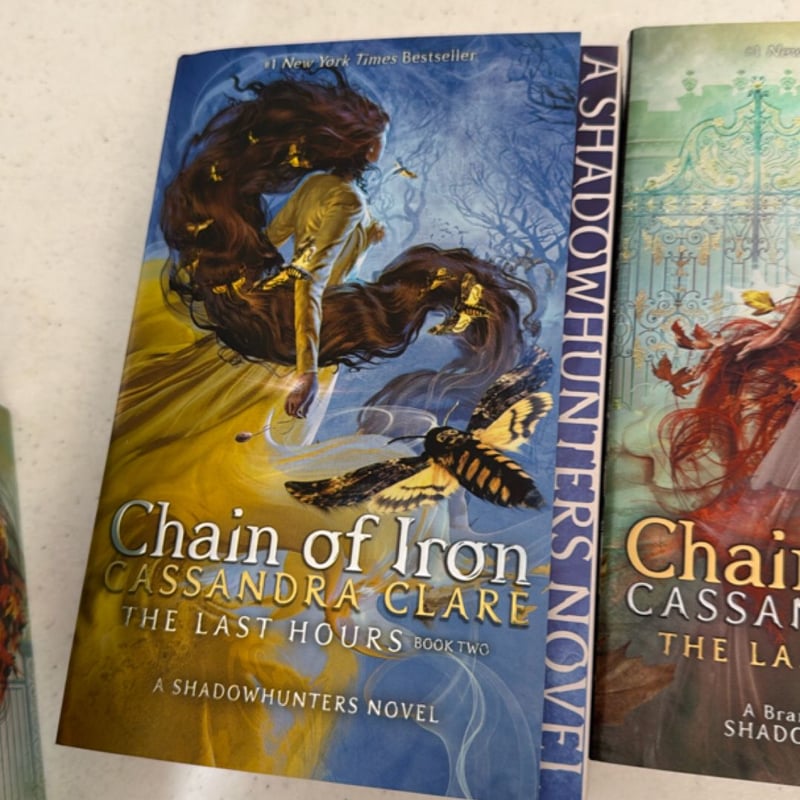 The Last Hours Complete Paperback Collection (Boxed Set)