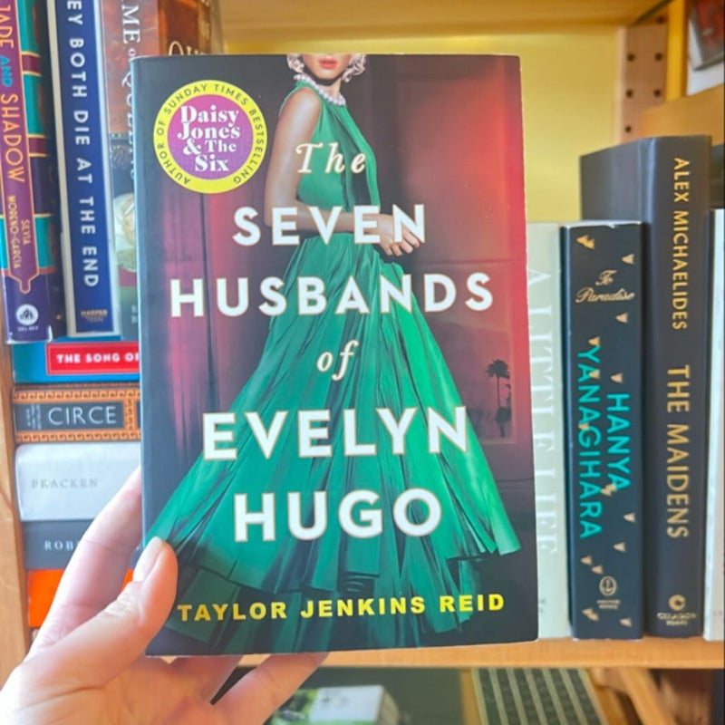 Seven Husbands of Evelyn Hugo