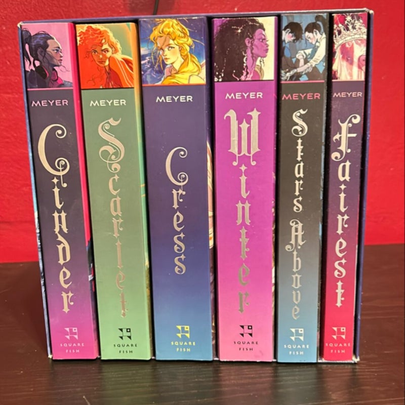 The Lunar Chronicles Boxed Set: Cinder, Scarlet, Cress, Fairest, Stars above, Winter