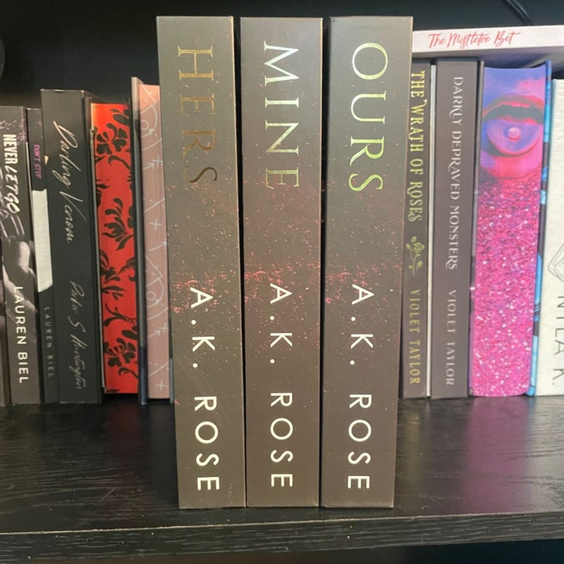 Blood Ties Trilogy ( Hers Mine Ours )