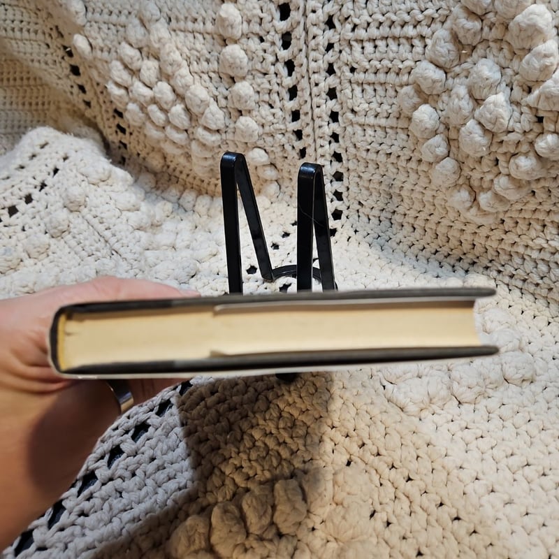 The Girl Who Loved Tom Gordon