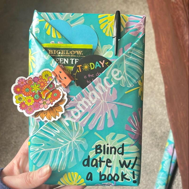 Blind date with a book (romance) 