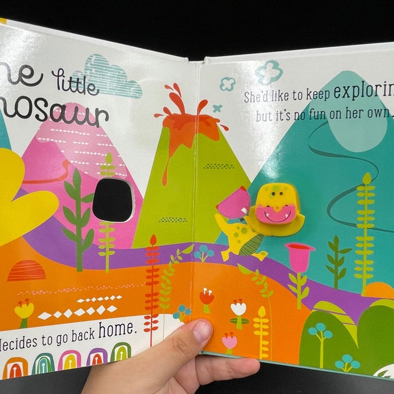 Five Little Dinosaurs are ready to explore board book