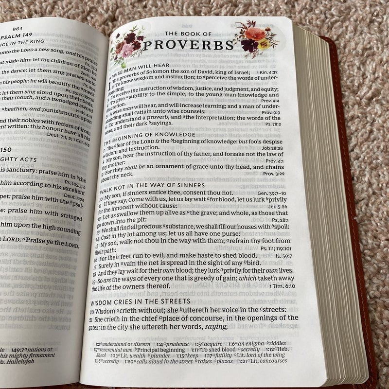 KJV Single Column Large Print Personal Size Reference Bible
