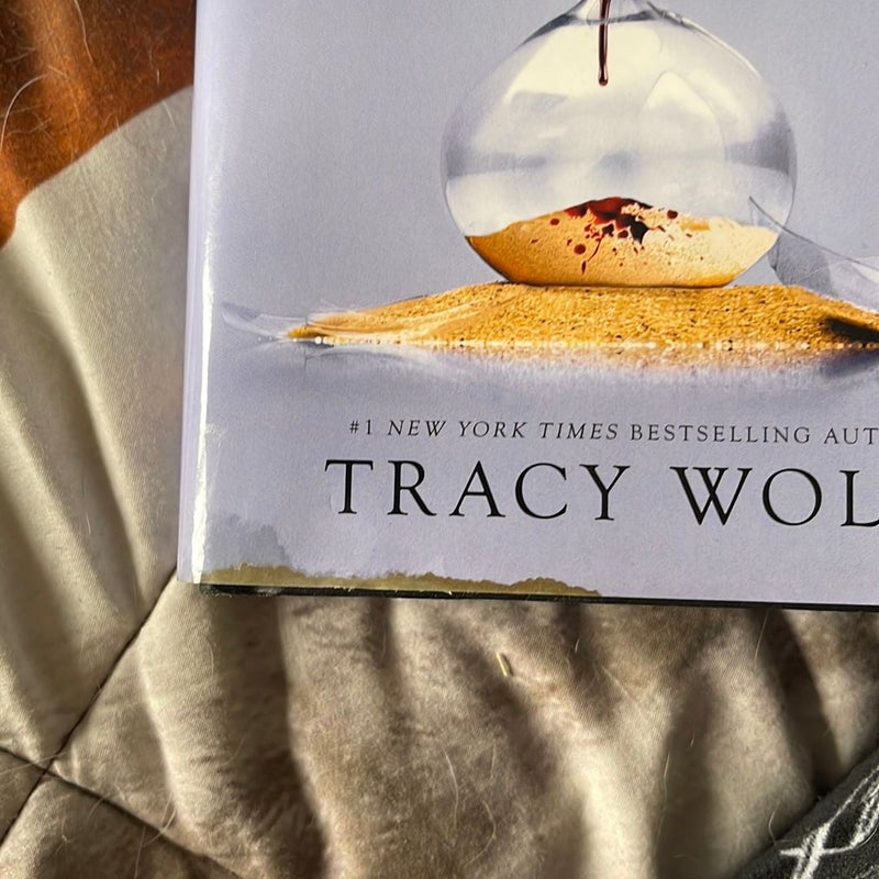 Charm by Tracy Wolff, Hardcover Pangobooks