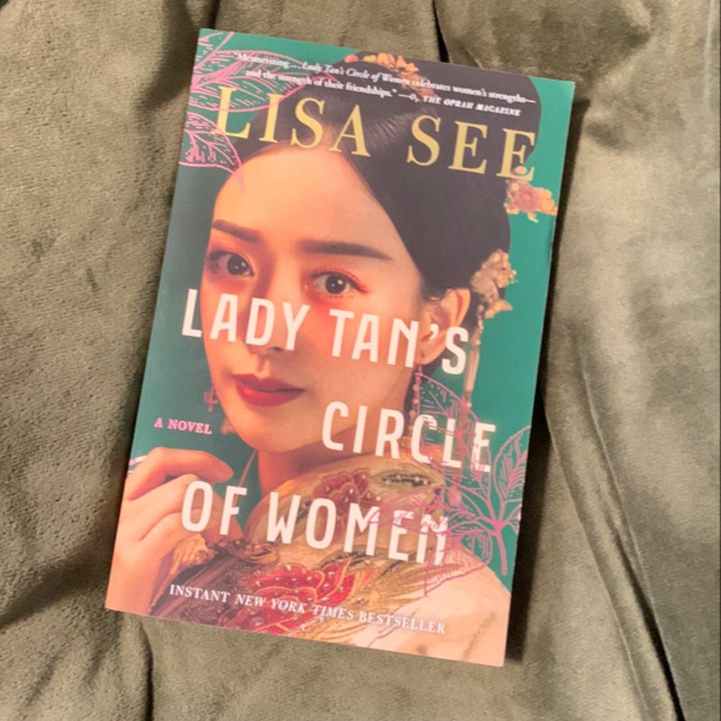 Lady Tan's Circle of Women