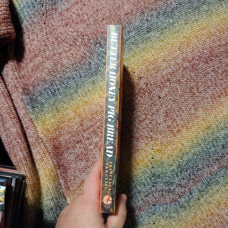 Butter Honey Pig Bread by francesca ekwuyasi, Paperback Pangobooks