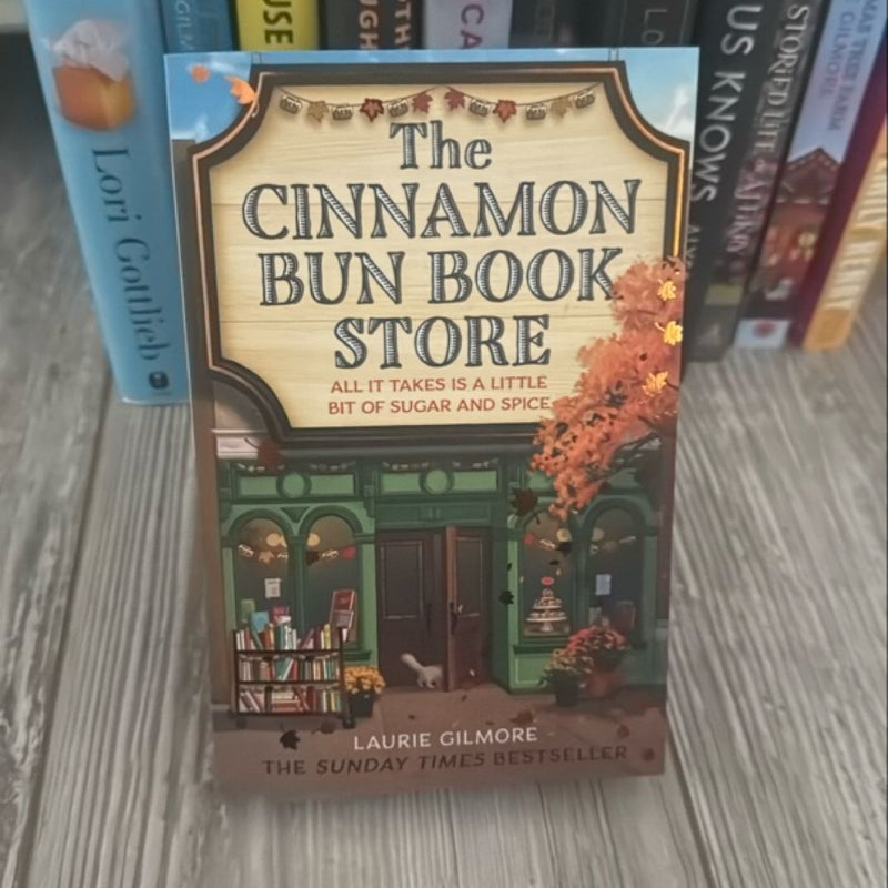 The Cinnamon Bun Book Store (Dream Harbor, Book 2)