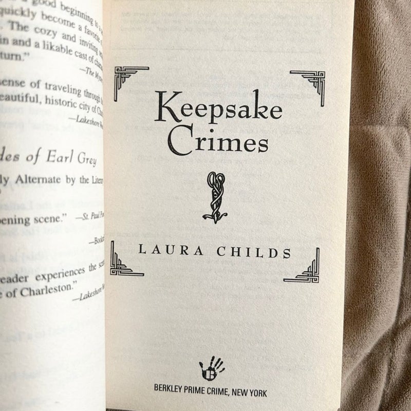 Keepsake Crimes 2407