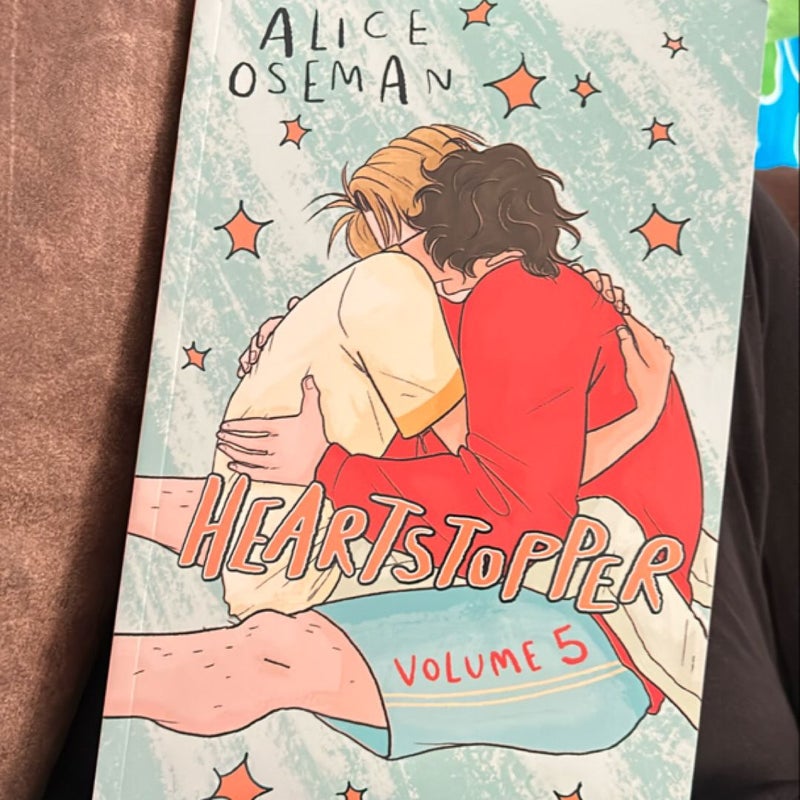 HEARTSTOPPER Volumes 1-5