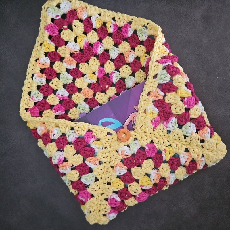 Crochet book sleeve