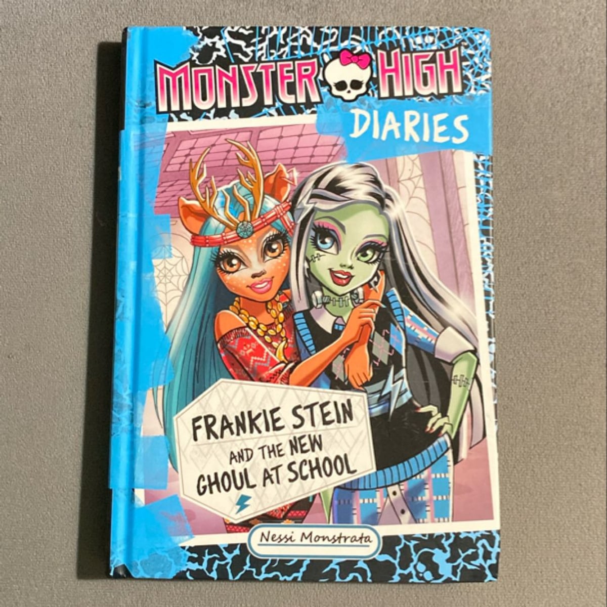 Monster High Diaries: Frankie Stein and the New Ghoul in School by ...