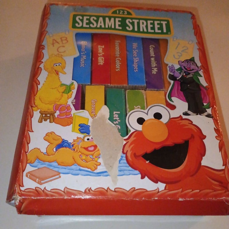 Sesame Street: 12 Board Books